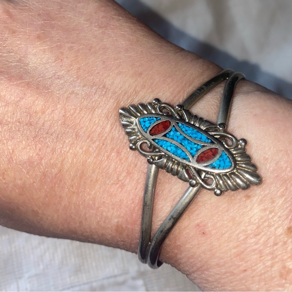 vintage Southwestern-style cuff bracelet, lfeaturing turquoise and coral chip